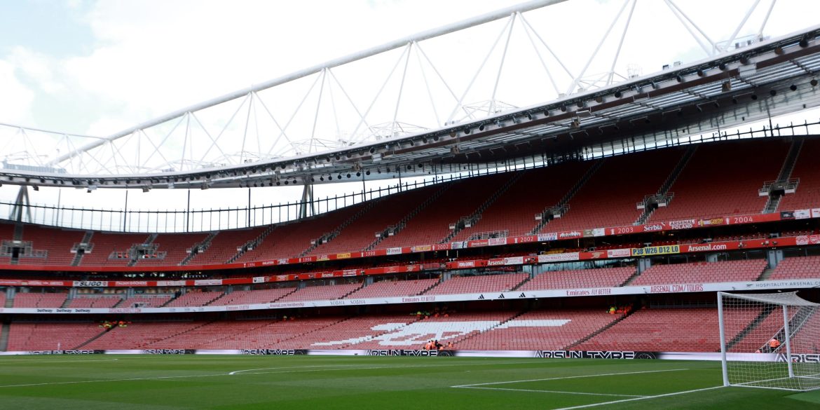 Arsenal: Gunners now willing to pay £30m to sign "flamboyant" new forward