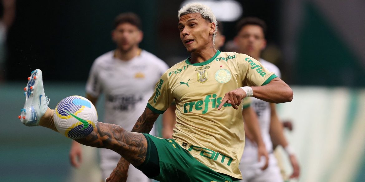 Everton pushing to sign £83m "machine" with "sky high potential" this month