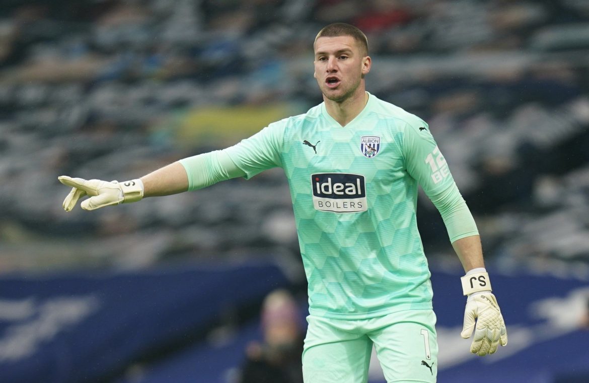 Reporter feels Areola move ends West Ham’s Johnstone interest